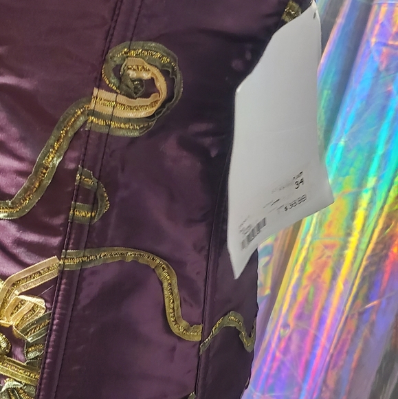 Very nice purple corset - Picture 3 of 3